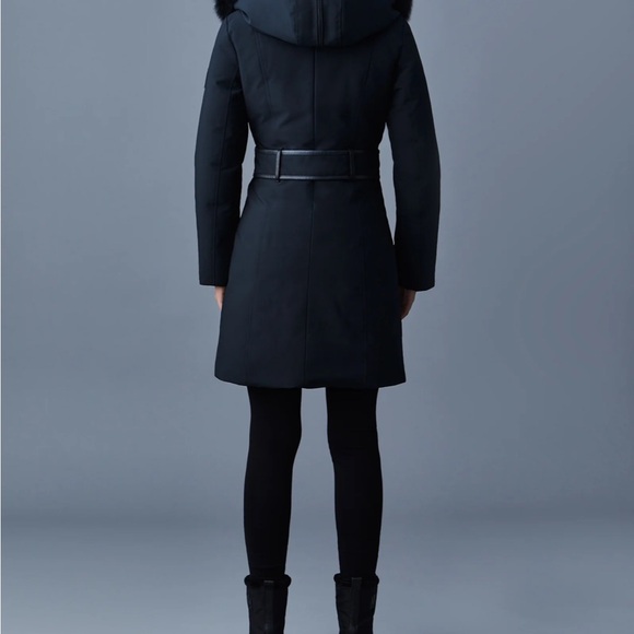 Mackage TRISH Powder Touch down coat with blue fox fur Signature Collar. - Picture 3 of 15
